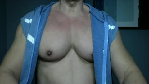 BGDKMUSCLEGUY - SELECTED BY CHATURBATE AS A TOP BROADCASTER FOR 2023 online show from 12/30/24, 12:22