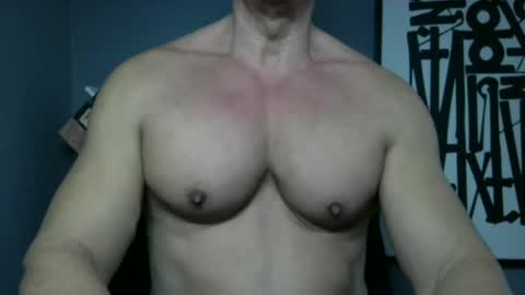 BGDKMUSCLEGUY - SELECTED BY CHATURBATE AS A TOP BROADCASTER FOR 2023 online show from 04/08/26, 05:24
