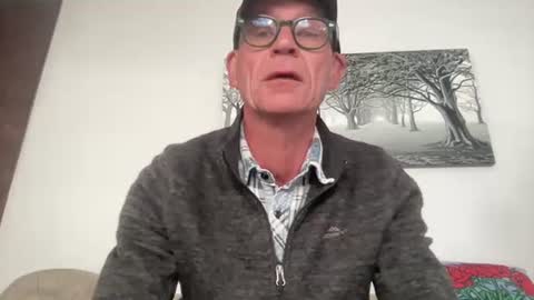 Snapshot of bgrade chatting on 10/26/25, 08:04 bgrade online show from 10/26/25, 08:04