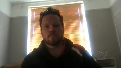 Snapshot of bhm2022 chatting on 03/25/26, 03:18 bhm2022 online show from 03/25/26, 03:18