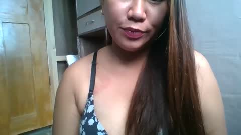 Snapshot of bhubbles chatting on 02/17/26, 02:08 bhubbles online show from 02/17/26, 02:08