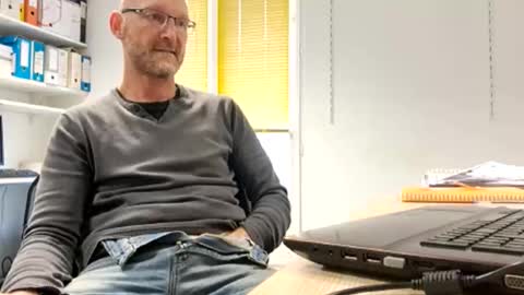 Snapshot of bi_french69 chatting on 03/26/26, 05:29 My name is David and if you like public exhibitions you wont be disappointed with me LoL - My favorite vibes is 44 online show from 03/26/26, 05:29