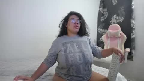 Bianca Tuesday to Sunday from 2am to 6am UTC-5 online show from 02/22/25, 08:18