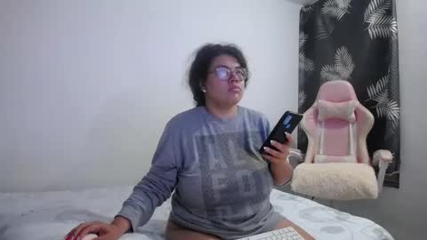 Bianca Tuesday to Sunday from 2am to 6am UTC-5 online show from 03/02/26, 09:16