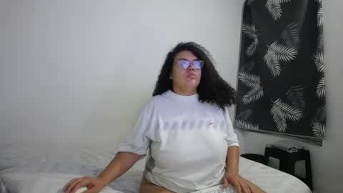 Bianca Tuesday to Sunday from 2am to 6am UTC-5 online show from 05/07/26, 09:14