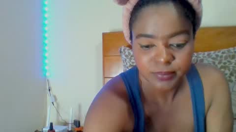 bianca ebony online show from 01/06/25, 01:42