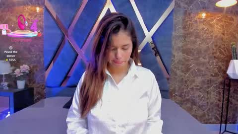 bianca_vega_ online show from 12/15/25, 11:14