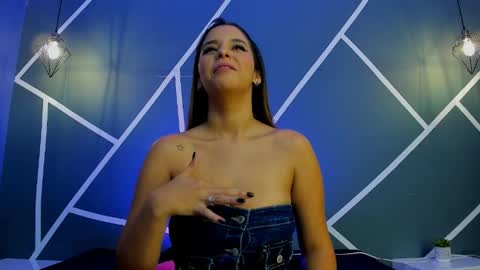 bianca_vega_ online show from 04/10/26, 11:15