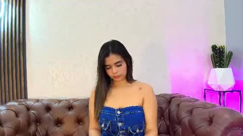 bianca_vega_ online show from 07/03/26, 11:27