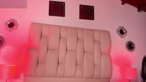 Snapshot of bianca_zaens1 chatting on 01/29/25, 12:02 B I A N C A online show from 01/29/25, 12:02