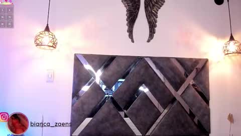 Snapshot of bianca_zaens1 chatting on 01/08/26, 12:29 B I A N C A online show from 01/08/26, 12:29