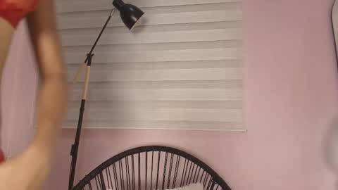 Snapshot of biancaa__18 chatting on 11/10/25, 08:08 biancaa__18 online show from 11/10/25, 08:08