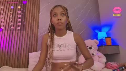 biancaa__18 online show from 05/02/26, 07:41
