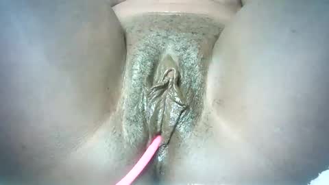 Snapshot of biass_ebony234 chatting on 01/23/25, 01:02 pretty online show from 01/23/25, 01:02