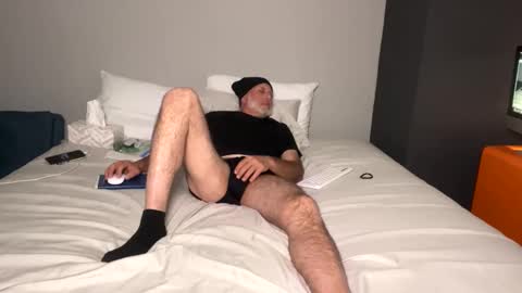 Snapshot of bibabe8 chatting on 09/09/25, 05:07 bibabe8 online show from 09/09/25, 05:07