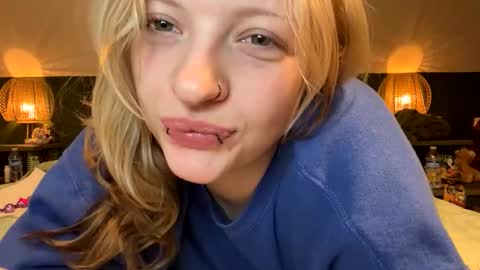 Ellie  online show from 02/13/26, 03:24