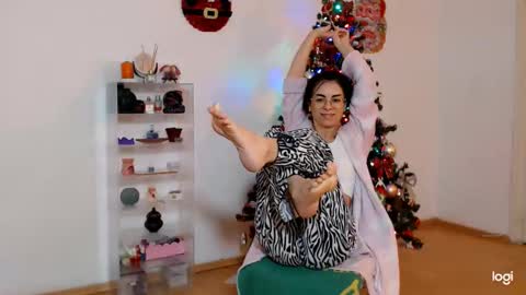 Snapshot of bibitina chatting on 12/17/25, 05:08 innasugarwild online show from 12/17/25, 05:08