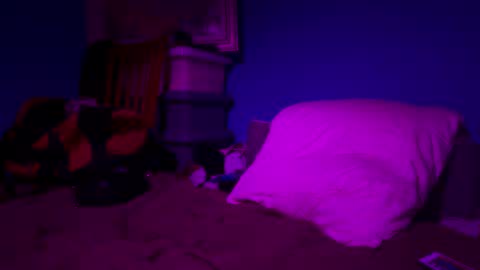 BiCDboiiii online show from 02/13/25, 09:30