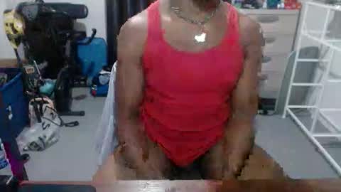 BicepsandFrot online show from 03/11/26, 08:42