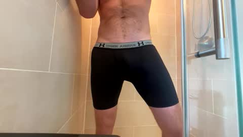 Snapshot of bicuriousbigdick chatting on 02/01/26, 02:04 bicuriousbigdick online show from 02/01/26, 02:04