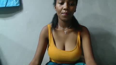 bienvenue987832 online show from 05/02/26, 07:24