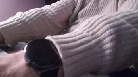 Snapshot of big_d_dick chatting on 12/17/25, 04:57 Big-D-Dick online show from 12/17/25, 04:57