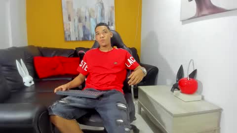 big_jhoonss_ online show from 10/20/25, 02:45