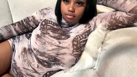 Big Lavish online show from 01/04/25, 07:24