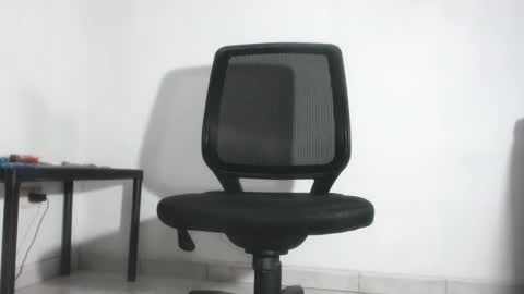 Snapshot of big_masterr chatting on 11/10/25, 04:44 big_masterr online show from 11/10/25, 04:44