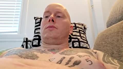 Snapshot of big_mat1988 chatting on 01/15/26, 03:38 big_mat1988 online show from 01/15/26, 03:38