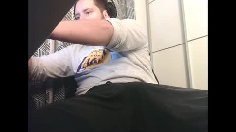 Snapshot of big_sele chatting on 01/25/25, 05:07 bigbroly88 online show from 01/25/25, 05:07