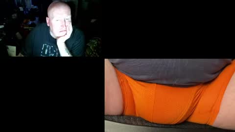 Snapshot of big_teddy_bear76 chatting on 05/18/26, 05:35 big_teddy_bear76 online show from 05/18/26, 05:35