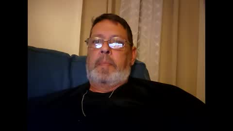 Snapshot of bigal9816192 chatting on 12/13/24, 03:38 bigal9816192 online show from 12/13/24, 03:38
