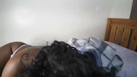 bigassmello_ online show from 05/05/26, 01:57
