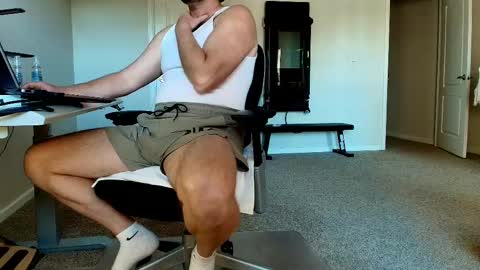 Snapshot of bigbadwolfbulge chatting on 04/18/26, 05:06 Alcide Herveaux online show from 04/18/26, 05:06