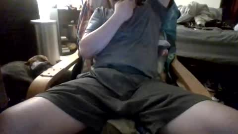 Snapshot of bigbagz2021 chatting on 12/05/25, 03:37 BigBagz online show from 12/05/25, 03:37