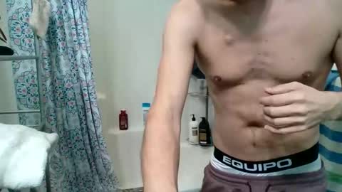 Snapshot of bigbbaxk4 chatting on 11/21/25, 04:05 bigbbaxk4 online show from 11/21/25, 04:05