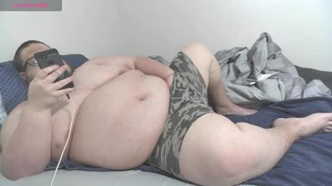 Snapshot of bigbear122691 chatting on 09/13/25, 02:11 bigbear122691 online show from 09/13/25, 02:11