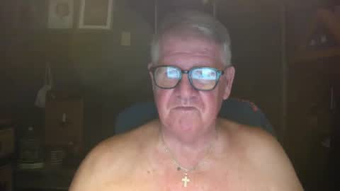 Snapshot of bigbeerdrinker1 chatting on 03/23/26, 04:38 bigbeerdrinker online show from 03/23/26, 04:38