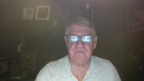 Snapshot of bigbeerdrinker1 chatting on 03/29/26, 05:07 bigbeerdrinker online show from 03/29/26, 05:07