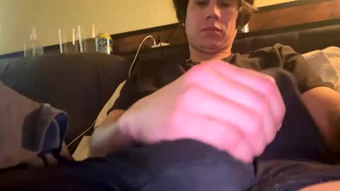 Snapshot of bigben281330 chatting on 12/18/24, 05:31 bigben281330 online show from 12/18/24, 05:31