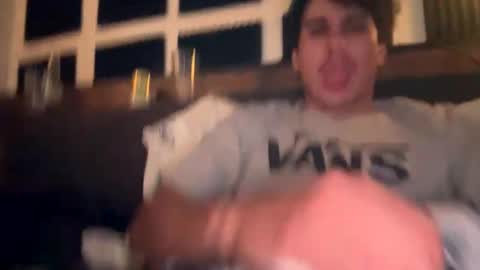 Snapshot of bigben281330 chatting on 10/23/25, 04:50 bigben281330 online show from 10/23/25, 04:50