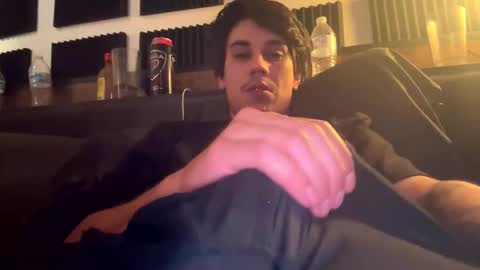 Snapshot of bigben281330 chatting on 11/21/25, 04:49 bigben281330 online show from 11/21/25, 04:49