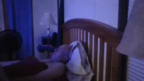 Snapshot of bigbenidick1 chatting on 10/02/25, 02:40 BB online show from 10/02/25, 02:40