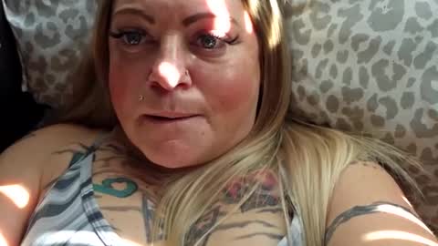 Tiffany online show from 02/10/25, 04:25