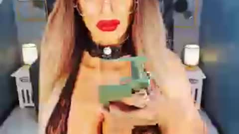 Loraine Cruz online show from 06/17/26, 07:44