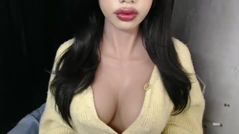 Snapshot of bigboobs_jen chatting on 03/01/26, 09:11 Jen online show from 03/01/26, 09:11