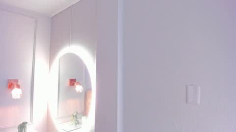   online show from 09/17/25, 10:17