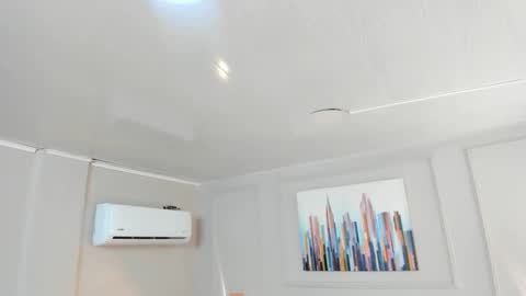   online show from 10/22/25, 10:15