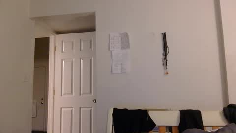 Snapshot of bigbootibambii chatting on 12/23/25, 02:31 bigbootibambii online show from 12/23/25, 02:31